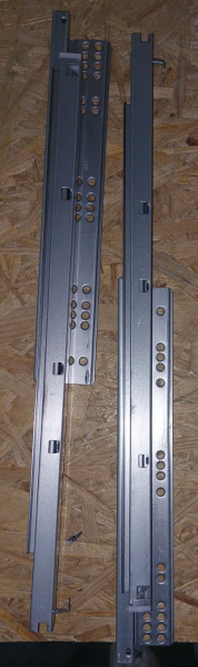 Направляющая скрытая 500 мм с доводчиком 30 кг.