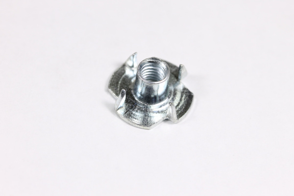 Гайка-ус М6 MF