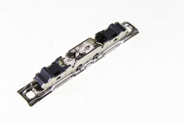 Крепление фасада BLUM для HS HK HL Под саморез