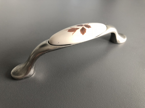 Ручка скоба UP 19 96 Серебро античное Керамика